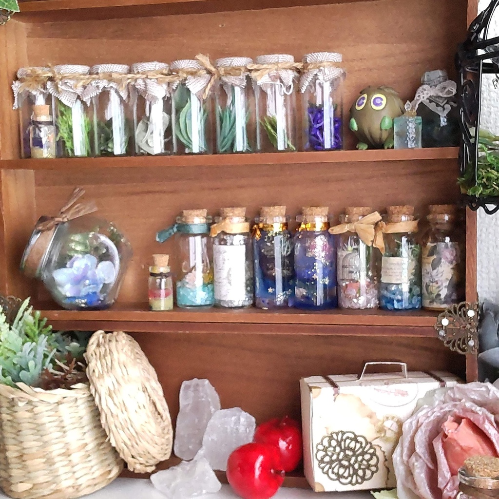 【小瓶】魔法の国の秘薬✨(5種類)★1/3ドールサイズ/【小瓶】(組合せ自由)2つご購入でミニトランクに入れてお届けします♪