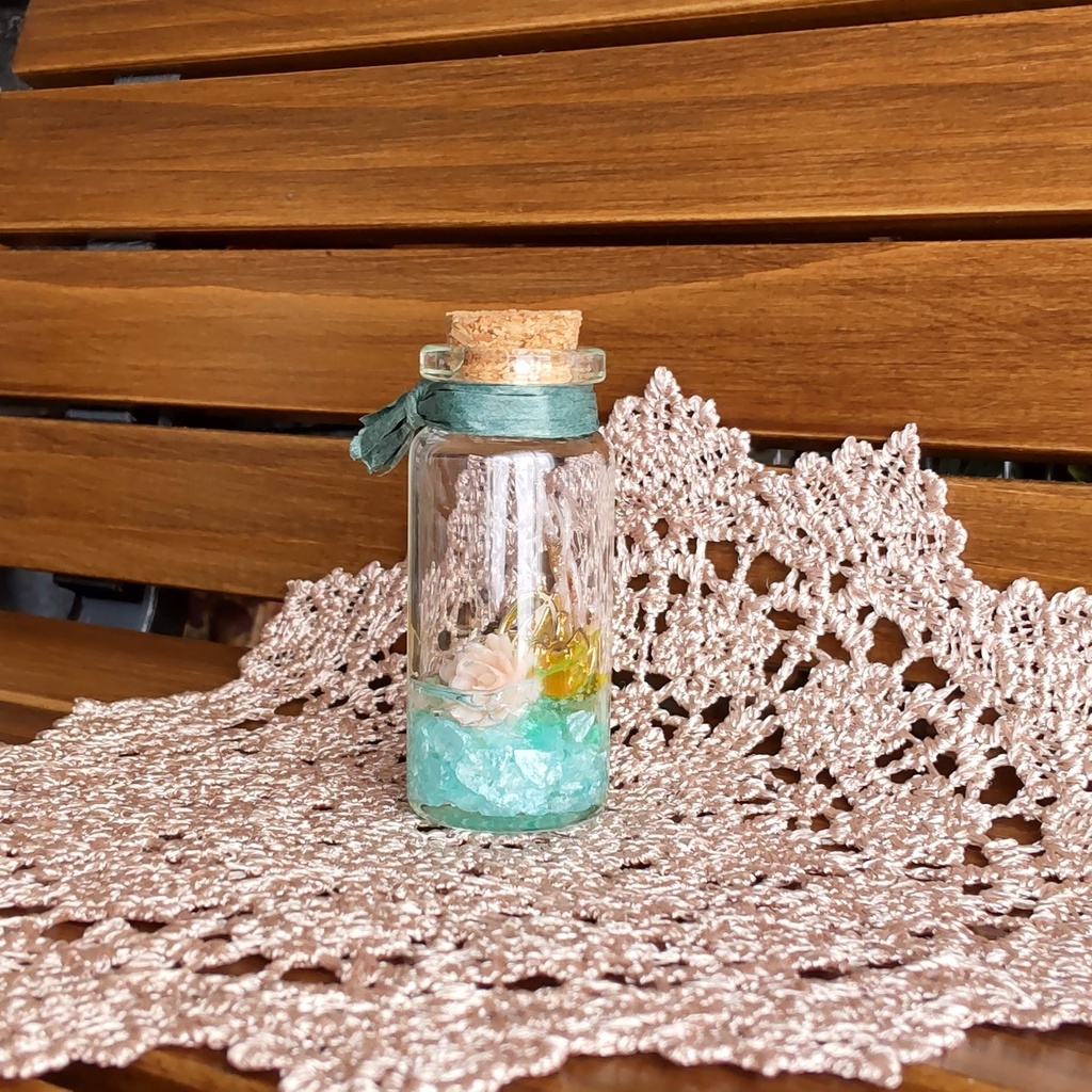 【小瓶】魔法の国の泉✨(5種類)★1/3ドールサイズ/【小瓶】(組合せ自由)2つご購入でミニトランクに入れてお届けします♪