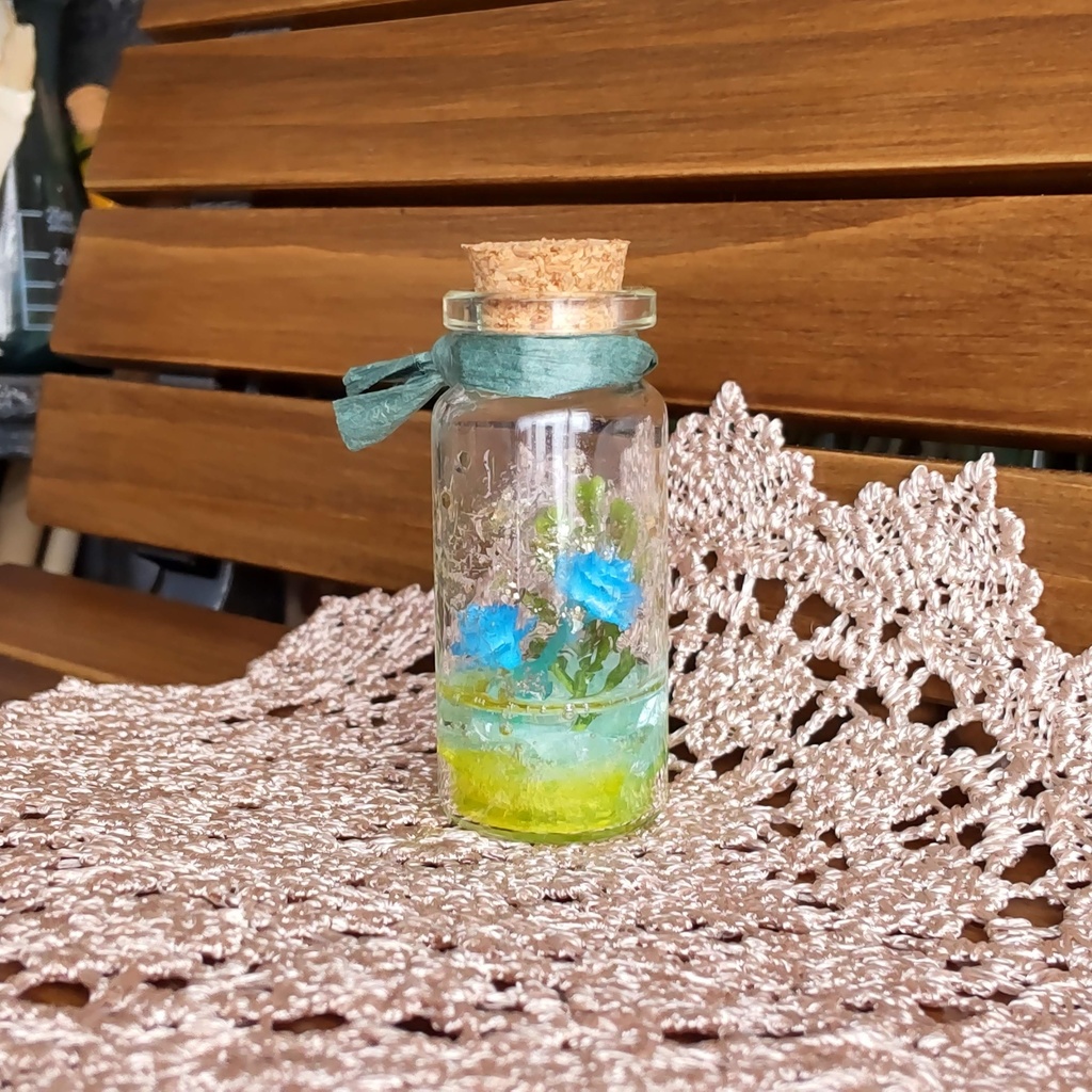 【小瓶】魔法の国の泉✨(5種類)★1/3ドールサイズ/【小瓶】(組合せ自由)2つご購入でミニトランクに入れてお届けします♪