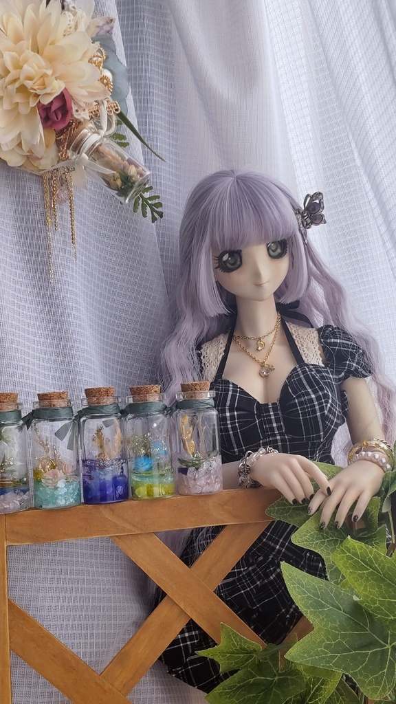 【小瓶】魔法の国の泉✨(5種類)★1/3ドールサイズ/【小瓶】(組合せ自由)2つご購入でミニトランクに入れてお届けします♪