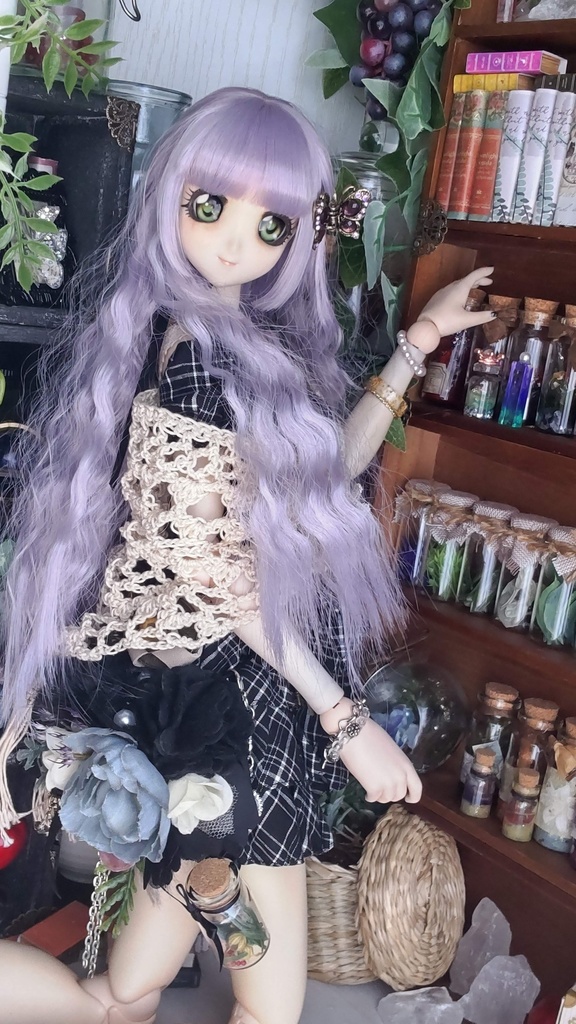 【年末SALE‼️送料無料】1/3ドールサイズ★フラワーポシェット/不思議な植物の入った小瓶を下げて、お散歩や冒険に出掛けてみませんか🌿🎶