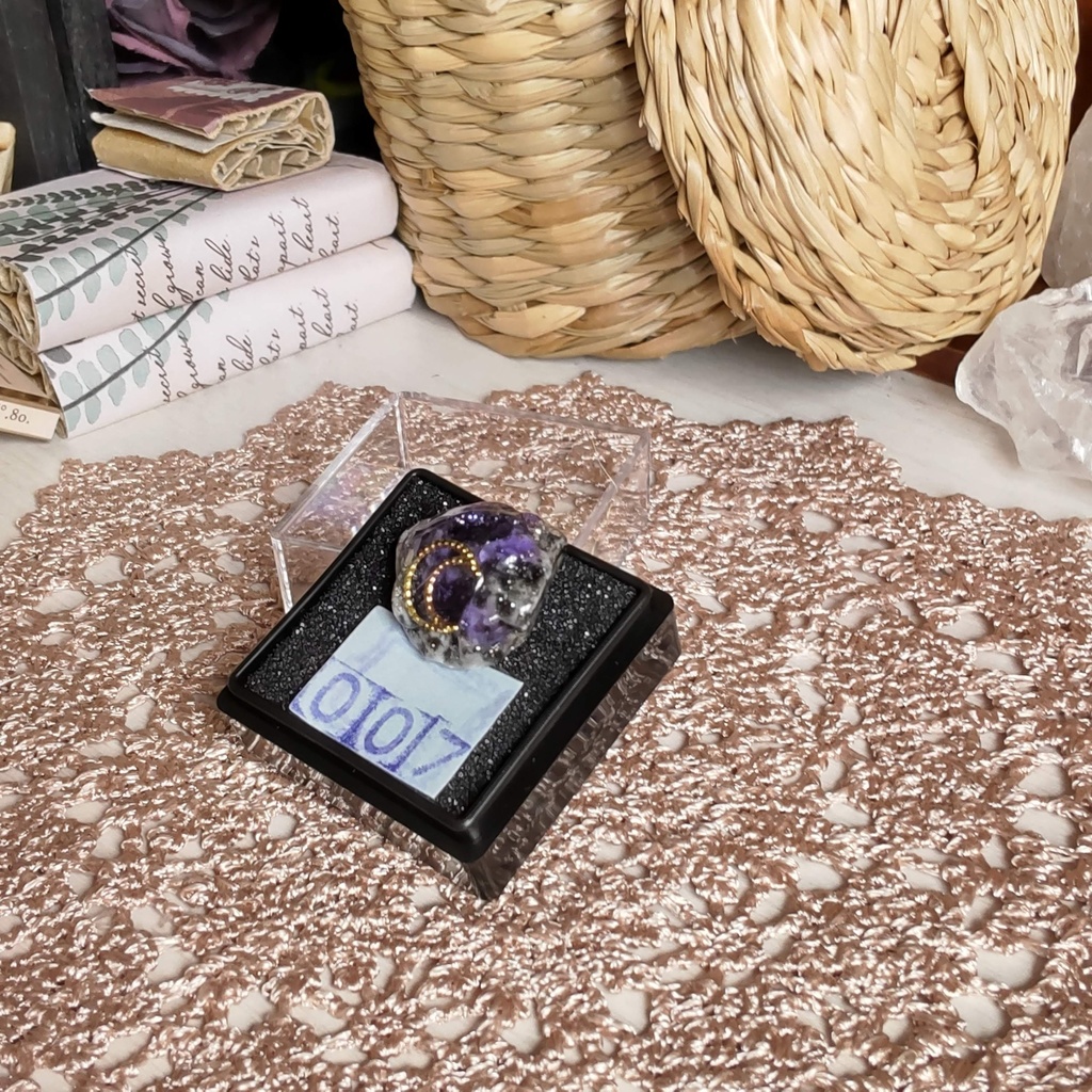 【お値段改定🪄】✨💎✨魔法石の鉱石標本★No,001〜No,008(8種類)/この世に二つと同じ物はない、不思議な力が宿った魔法石の鉱石標本です(*´ω`*)