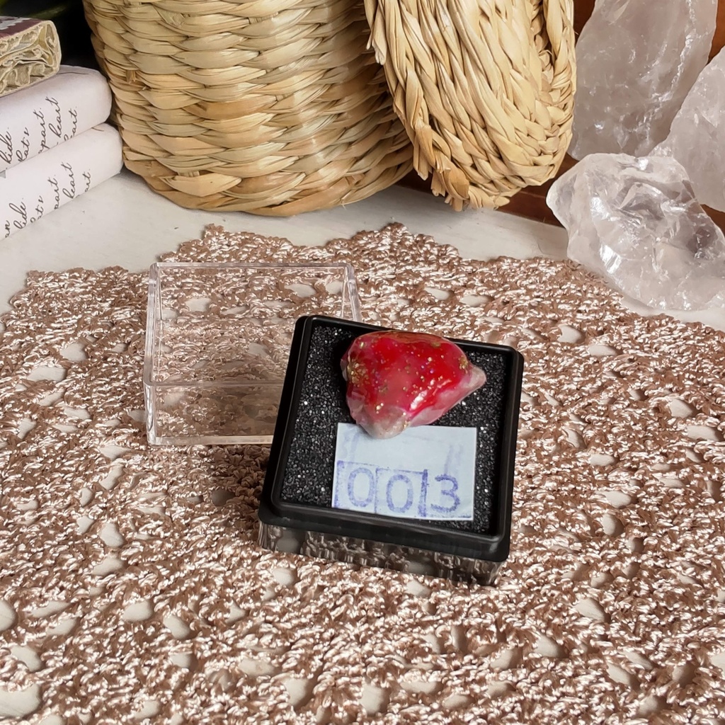 【お値段改定🪄】✨💎✨魔法石の鉱石標本★No,001〜No,008(8種類)/この世に二つと同じ物はない、不思議な力が宿った魔法石の鉱石標本です(*´ω`*)