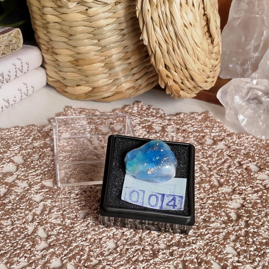 【お値段改定🪄】✨💎✨魔法石の鉱石標本★No,001〜No,008(8種類)/この世に二つと同じ物はない、不思議な力が宿った魔法石の鉱石標本です(*´ω`*)