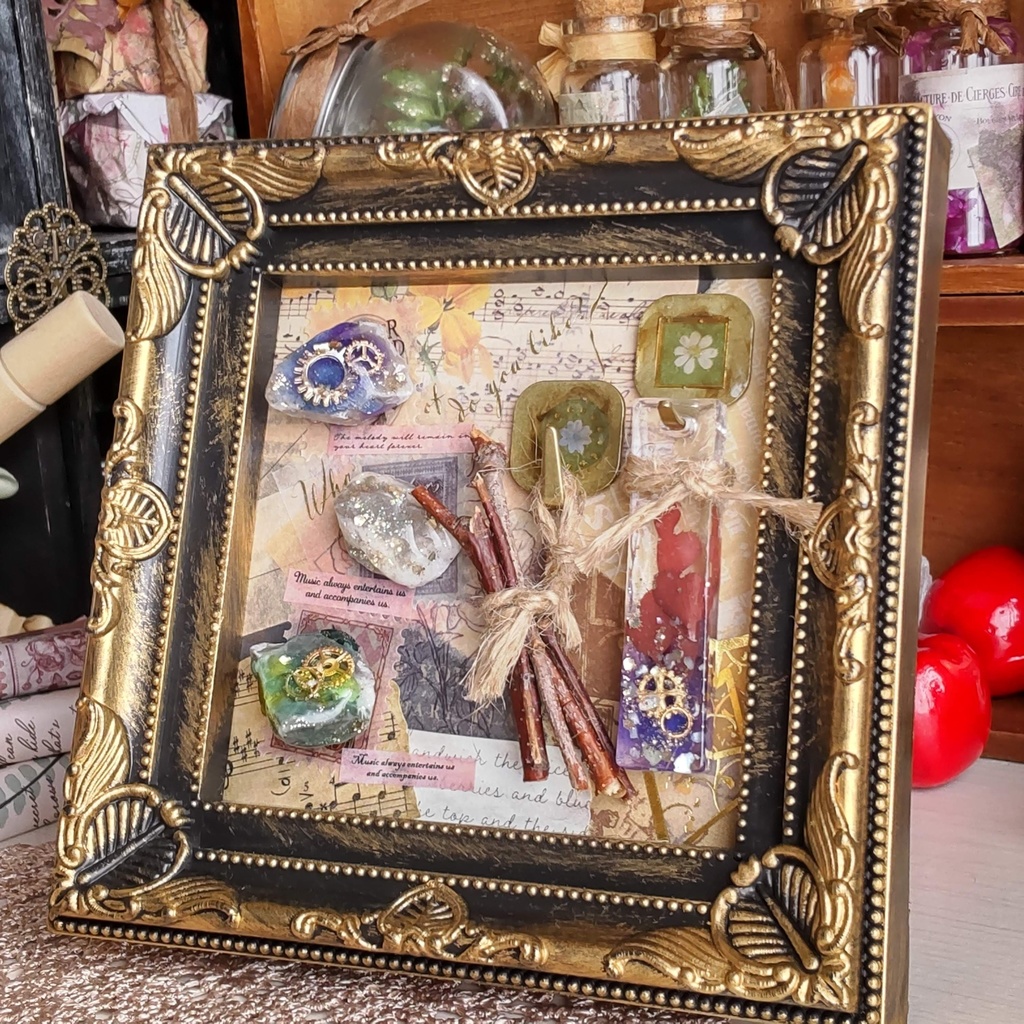 【お値段改定🪄】額装された妖精の世界✨/キラキラ輝く妖精の世界から集めたアイテムを、あなたのお部屋にどうぞ(*´∀`*)ノ゛