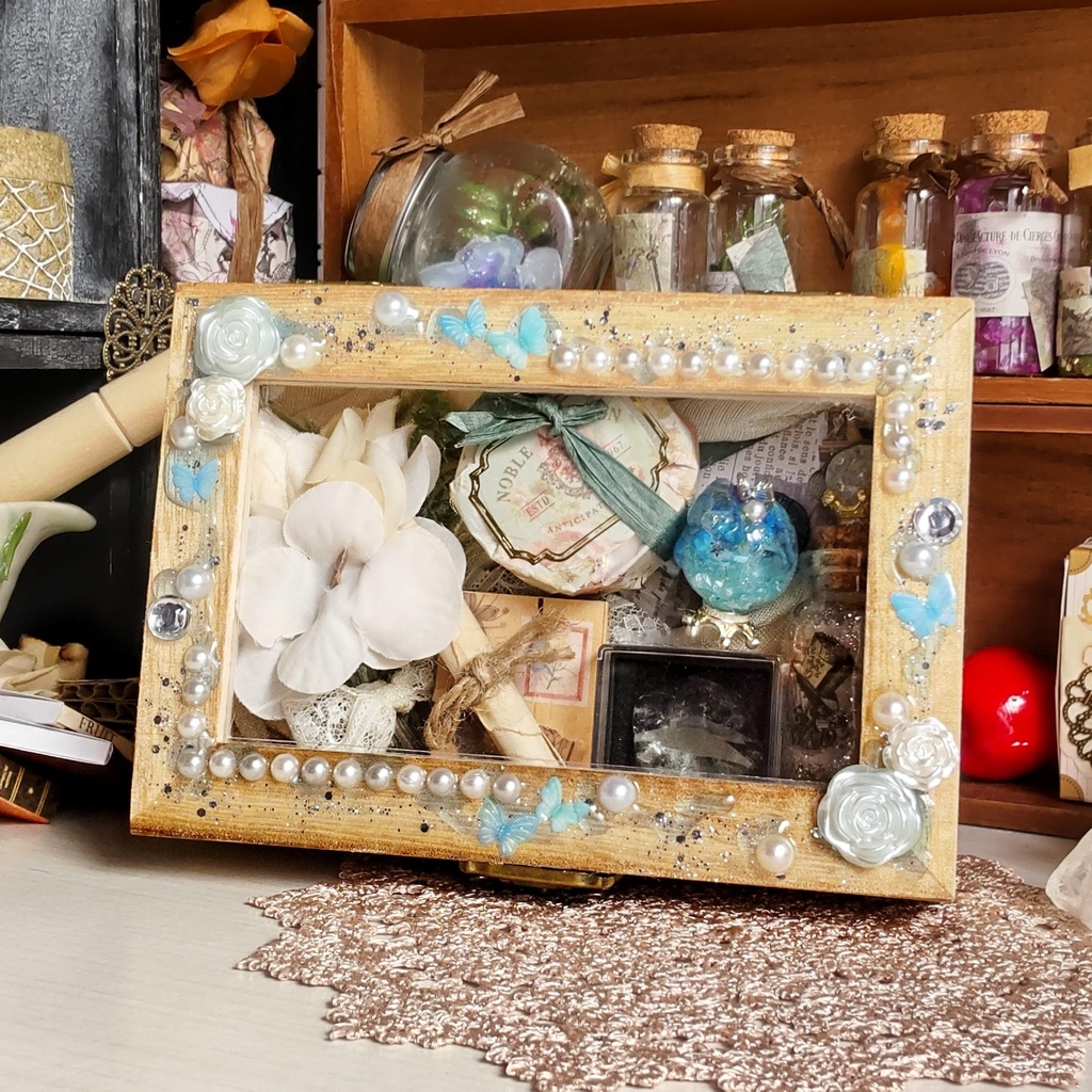 【お値段改定🪄】妖精の国からの贈り物🎁✨/小瓶や可愛らしいアイテムが揃った、素敵な小箱をあなたへ🎶