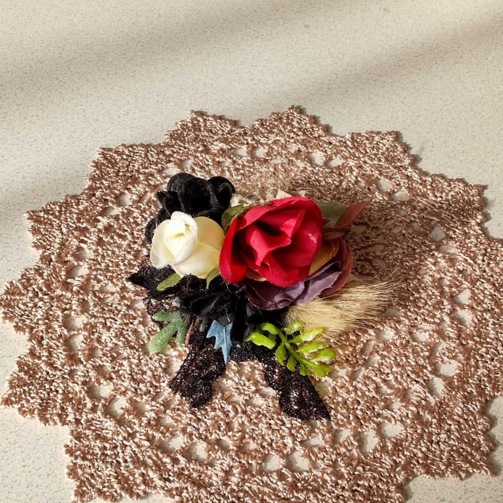 【年末SALE‼️送料無料】1/3ドールサイズ(DD・SDなど)★磁石式ヘッドドレス★3種類/可愛らしいブーケのようなヘッドドレスをどうぞ💐