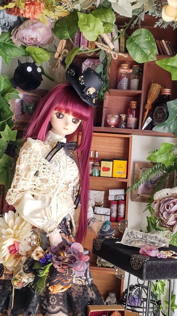 1/3ドールサイズ(DD・SDなど)★シルクハット型ヘッドドレス(磁石入り)★3種類/ゴシックで格好良いヘッドドレスをどうぞ🎩✨