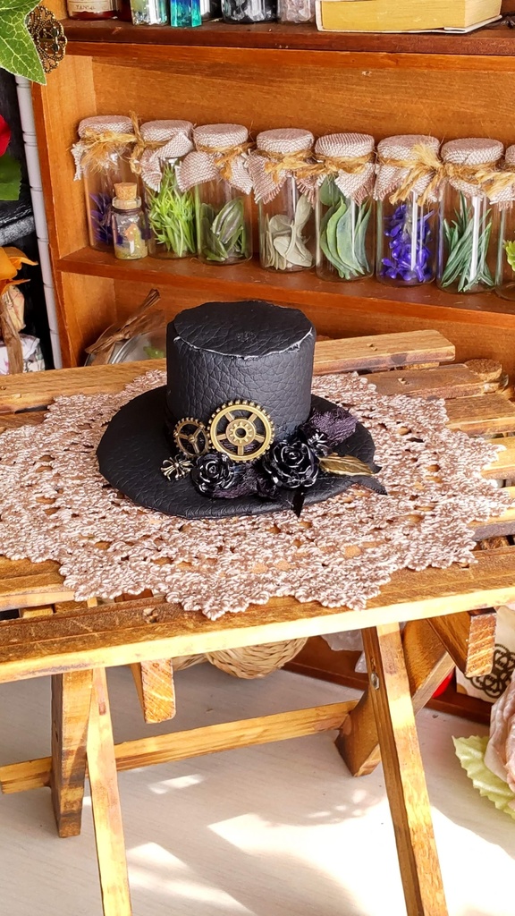 1/3ドールサイズ(DD・SDなど)★シルクハット型ヘッドドレス(磁石入り)★3種類/ゴシックで格好良いヘッドドレスをどうぞ🎩✨