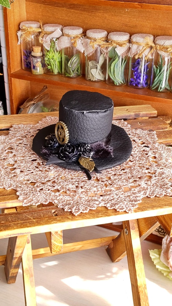 1/3ドールサイズ(DD・SDなど)★シルクハット型ヘッドドレス(磁石入り)★3種類/ゴシックで格好良いヘッドドレスをどうぞ🎩✨