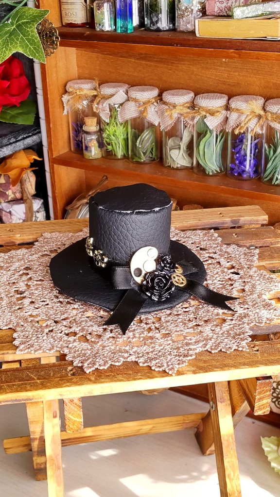 1/3ドールサイズ(DD・SDなど)★シルクハット型ヘッドドレス(磁石入り)★3種類/ゴシックで格好良いヘッドドレスをどうぞ🎩✨