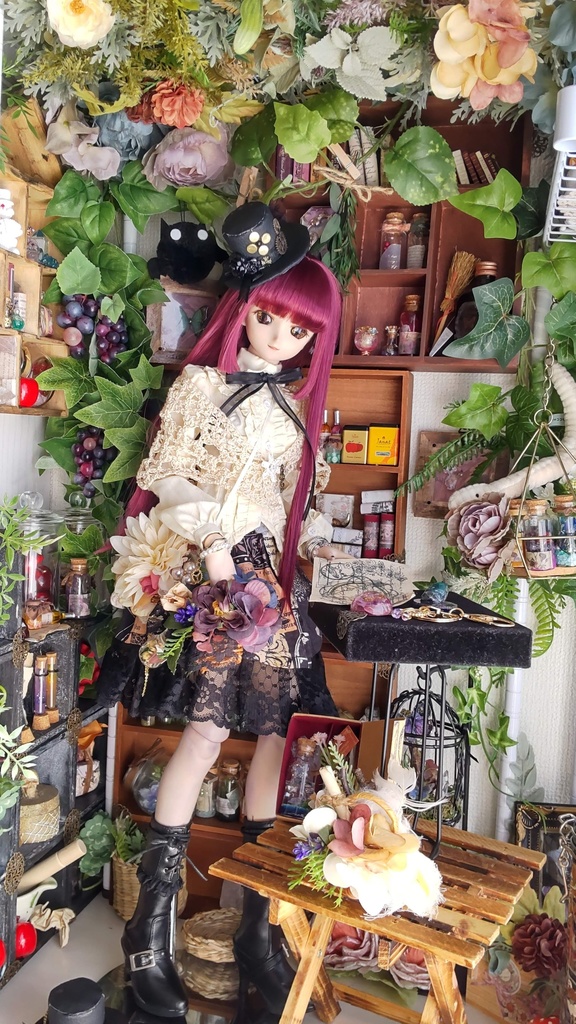 1/3ドールサイズ(DD・SDなど)★シルクハット型ヘッドドレス(磁石入り)★3種類/ゴシックで格好良いヘッドドレスをどうぞ🎩✨