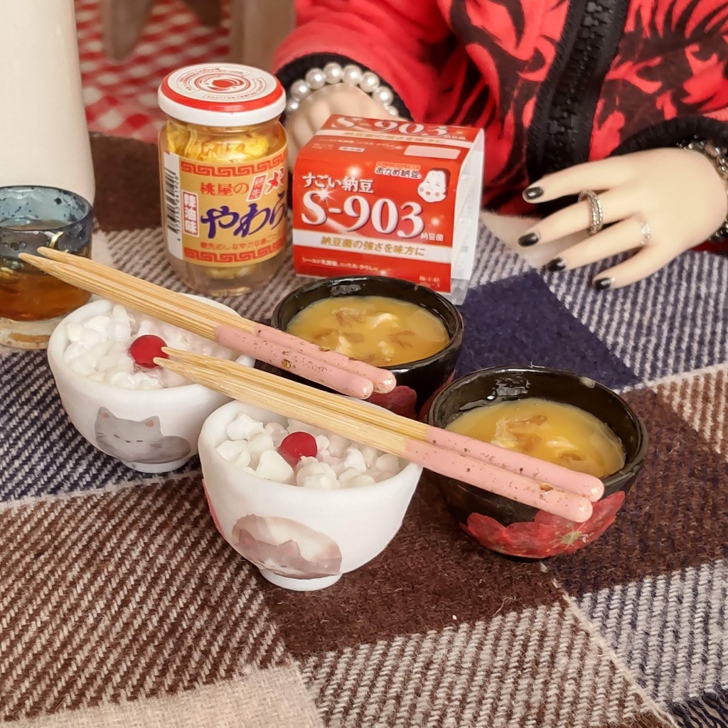 1/3ドールサイズ * 朝ごはん(梅干しごはん・お味噌汁・お箸)セット★お味噌汁2種類/ザ・和風な朝ごはんを是非どうぞ🍚✨