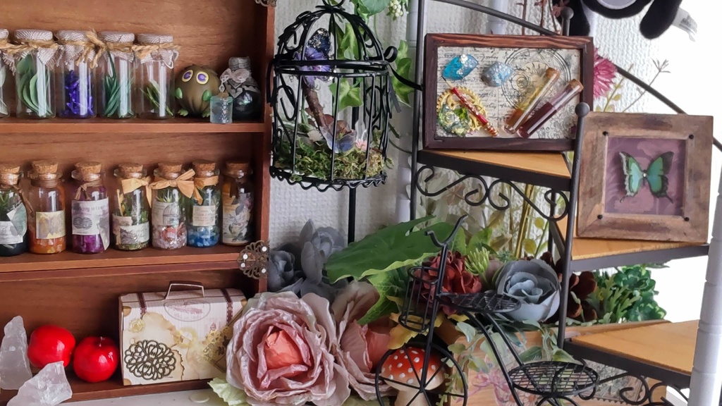 額装された魔法道具✨/キラキラ輝く魔法の道具などのアイテムを、あなたのお部屋にどうぞ(*´∀`*)ノ゛