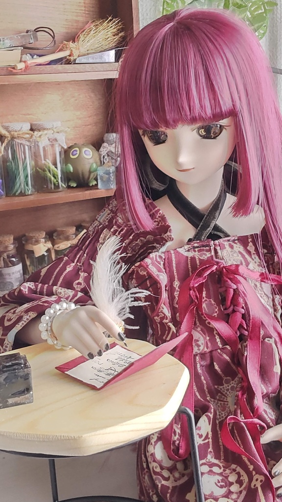 魔法の書と羽ペン&インク瓶セット★1/3ドールサイズ/魔法学に必要な小物のセットをおひとついかがですか✨