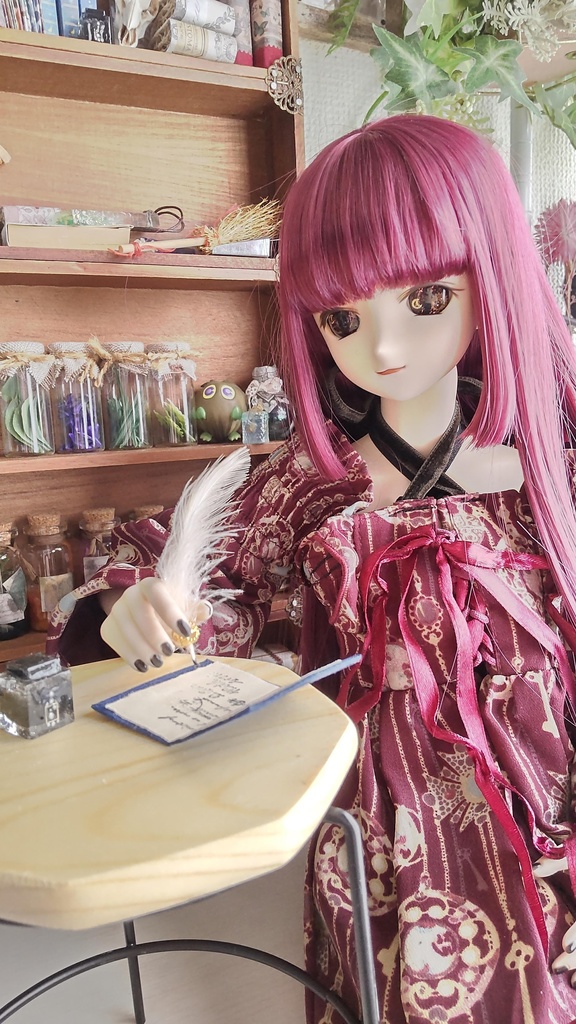 魔法の書と羽ペン&インク瓶セット★1/3ドールサイズ/魔法学に必要な小物のセットをおひとついかがですか✨