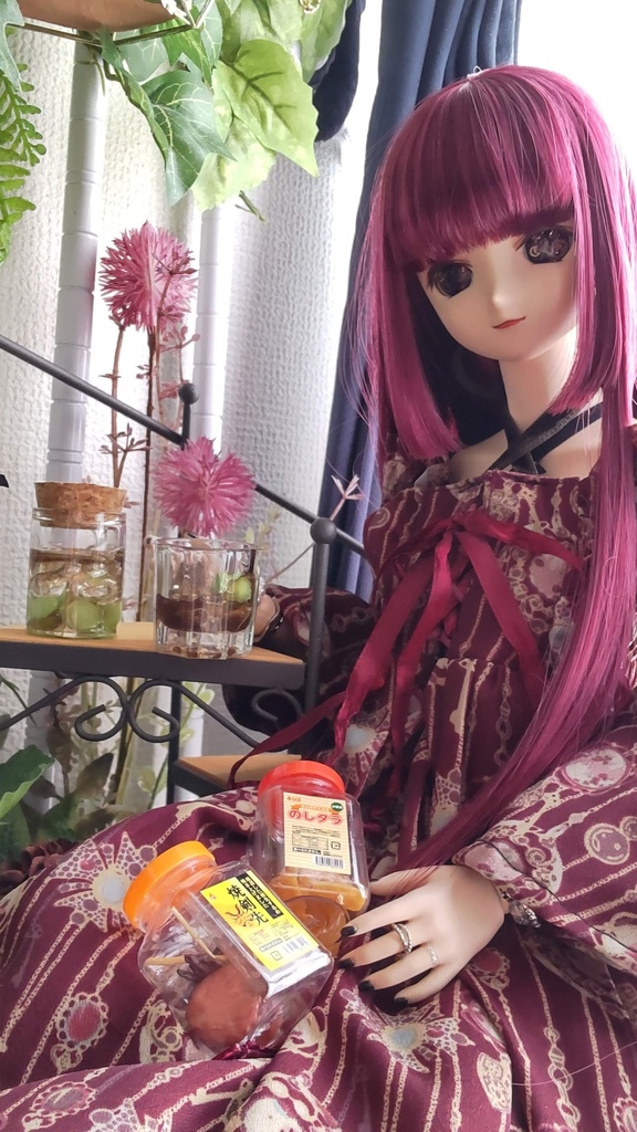 【年末SALE‼️】梅酒瓶とロックグラスのセット(2種類)★1/3ドールサイズ(DD・SDなど)レジン作品/しっとり大人の魅力あふれるドール撮影にいかがですか🍻✨