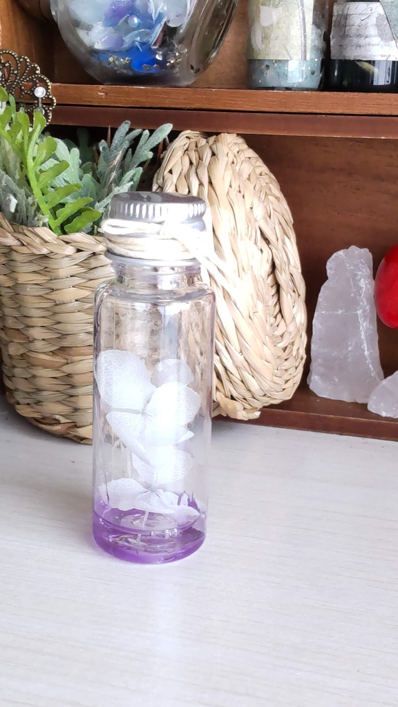 妖精の国のお花を綴じ込めた小瓶✨(3種類)/可愛らしいお花を綴じ込めた小瓶をあなたのお部屋に…💐