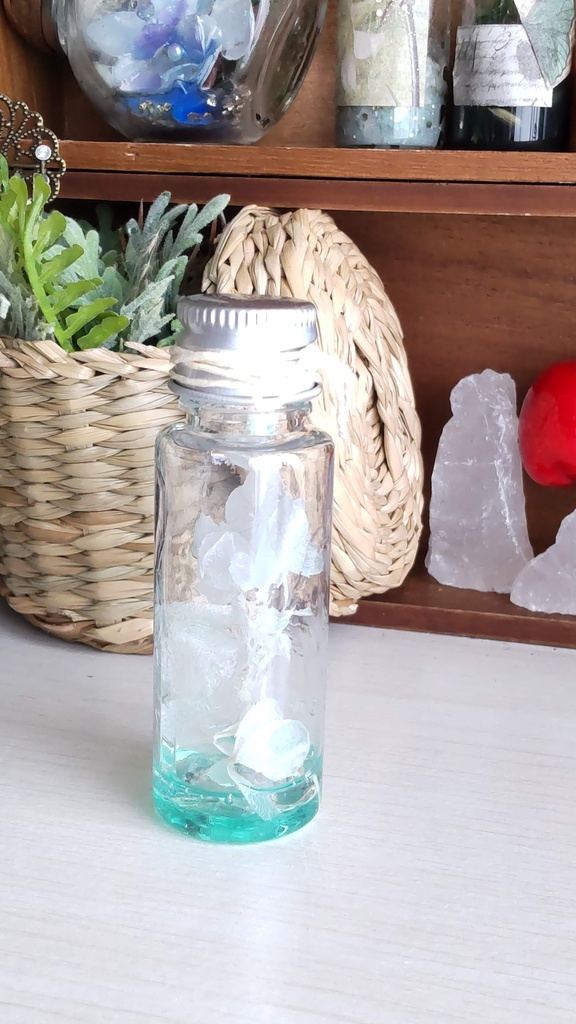 妖精の国のお花を綴じ込めた小瓶✨(3種類)/可愛らしいお花を綴じ込めた小瓶をあなたのお部屋に…💐