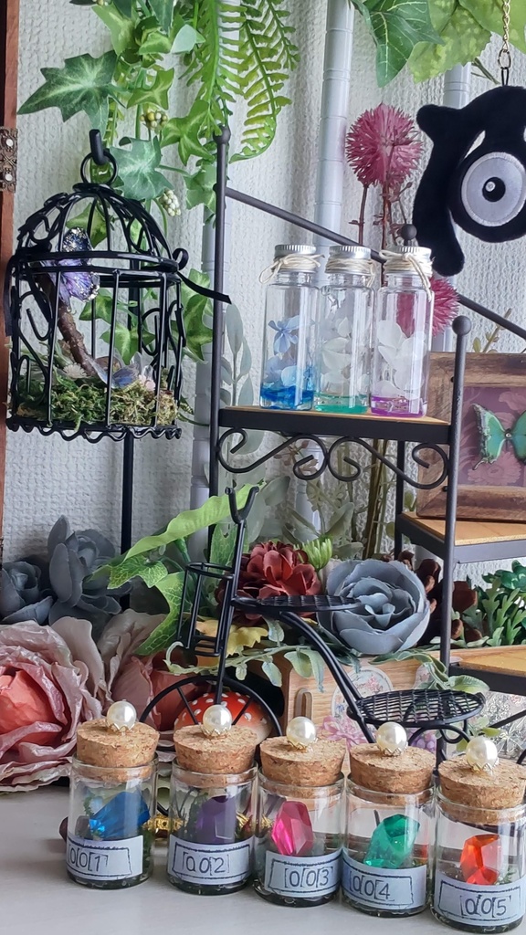 妖精の国のお花を綴じ込めた小瓶✨(3種類)/可愛らしいお花を綴じ込めた小瓶をあなたのお部屋に…💐