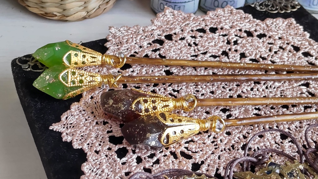 魔法石の杖と魔法具のセット(2種類)★1/3ドールサイズ/魔法学に必要な小物なセットをおひとついかがですか✨