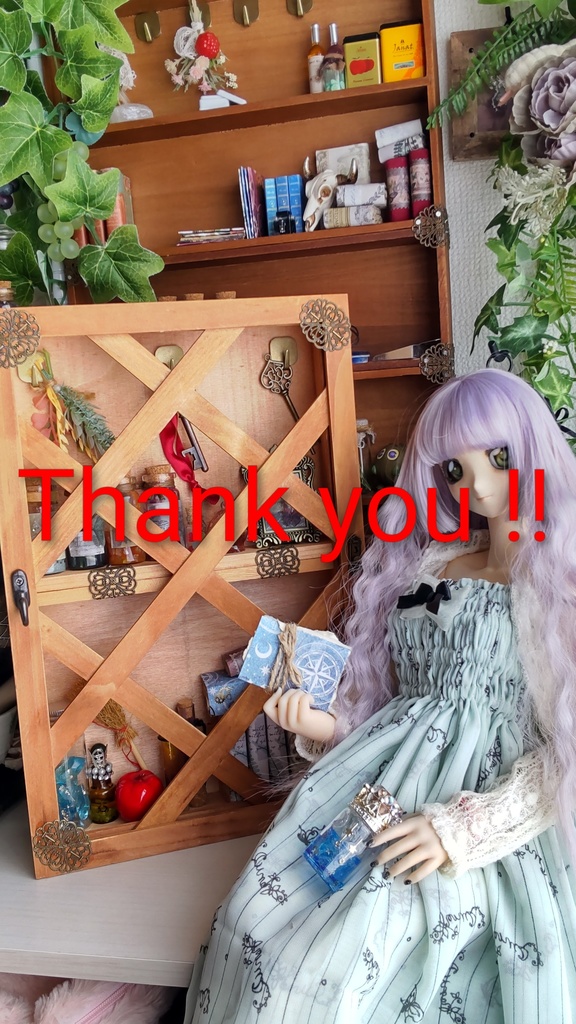 ドールサイズ★木箱で作った魔法棚✨ドールのお部屋に素敵な棚はいかがですか♪