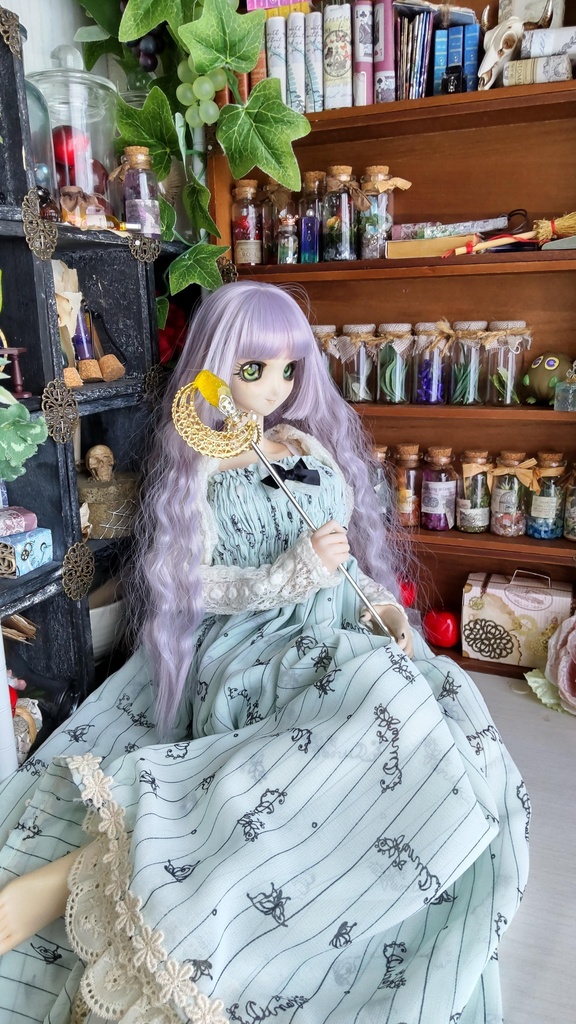 【年末SALE‼️】月の力を宿し魔法石の杖(2種類)★1/3ドールサイズ/魔法学に必要なステッキをおひとついかがですか✨