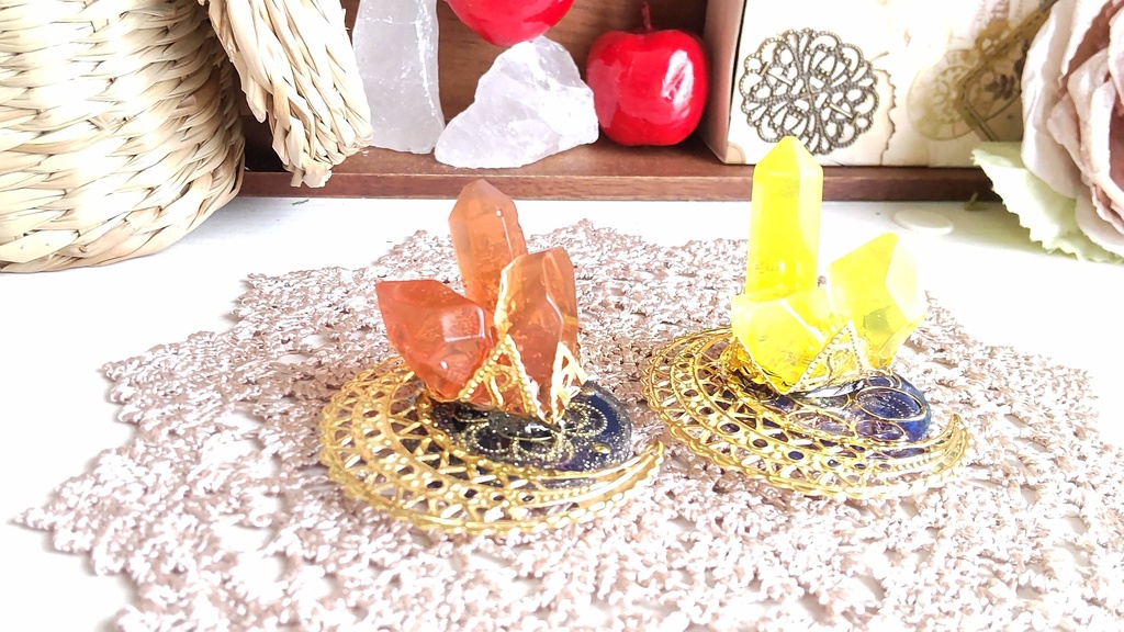 力を宿した魔法石の結晶(2種類)✨/光り輝く魔法石の結晶をあなたやドールのお部屋に…💎