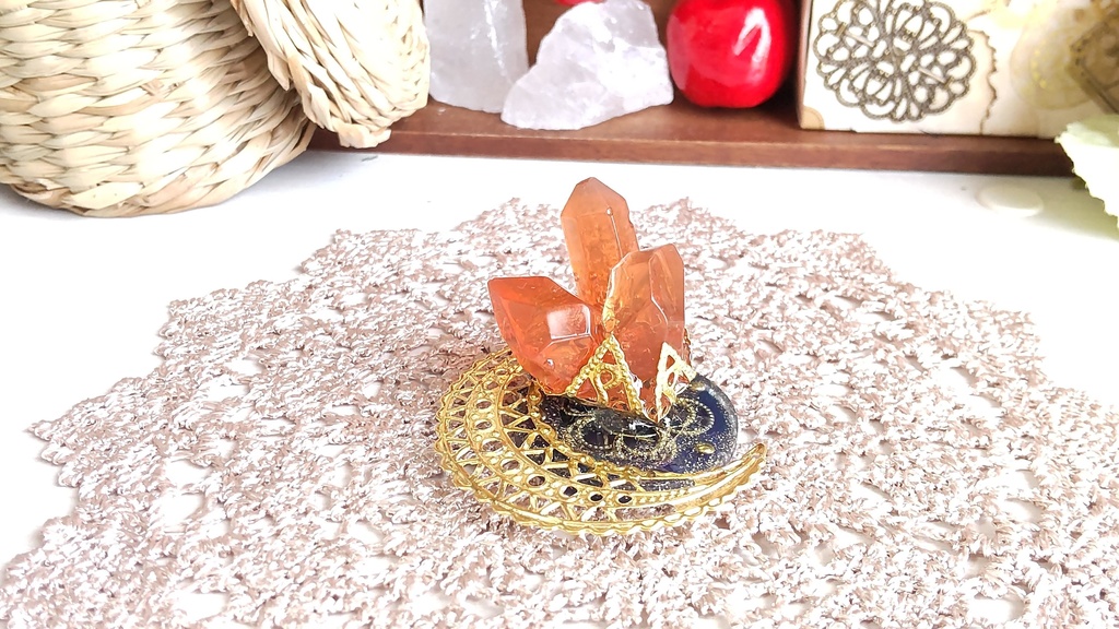 力を宿した魔法石の結晶(2種類)✨/光り輝く魔法石の結晶をあなたやドールのお部屋に…💎