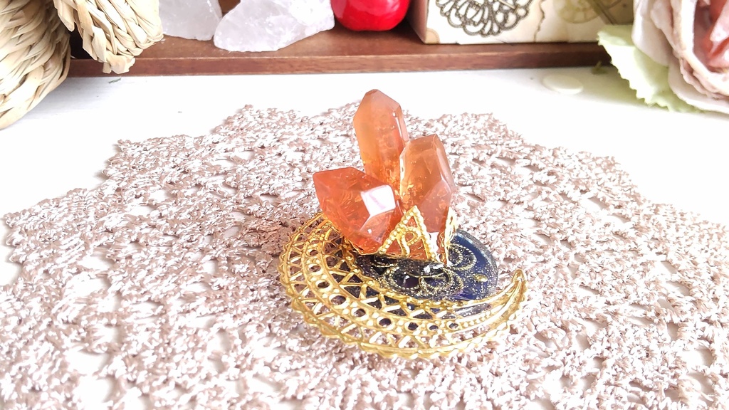 力を宿した魔法石の結晶(2種類)✨/光り輝く魔法石の結晶をあなたやドールのお部屋に…💎