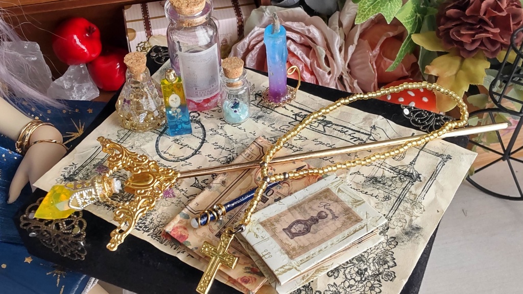 1/3ドールサイズ★神への誓い(セット①)/ロザリオなどの小物のセットをおひとついかがですか✨