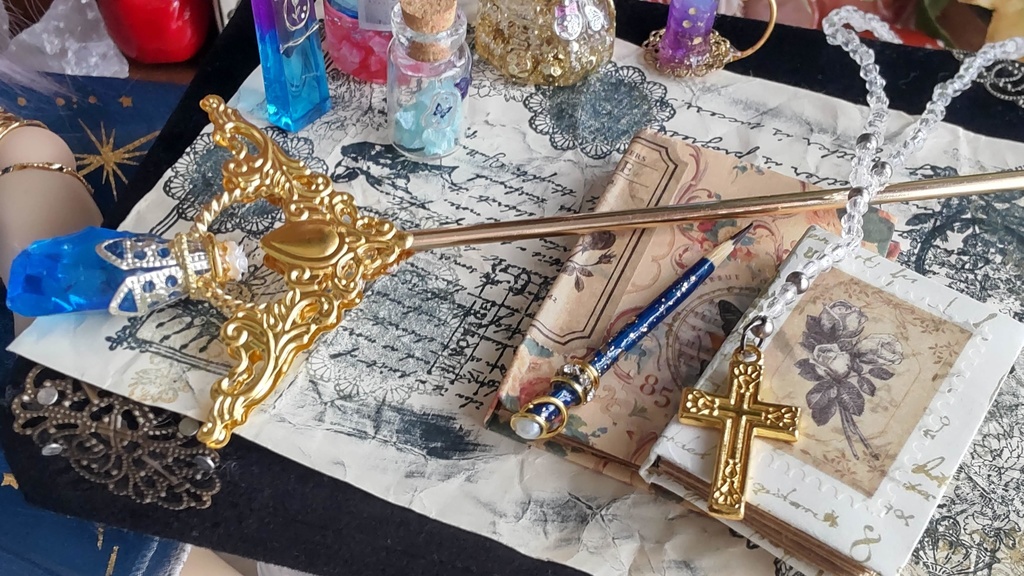 【年末SALE‼️】1/3ドールサイズ★神への誓い(セット②)/ロザリオなどの小物のセットをおひとついかがですか✨