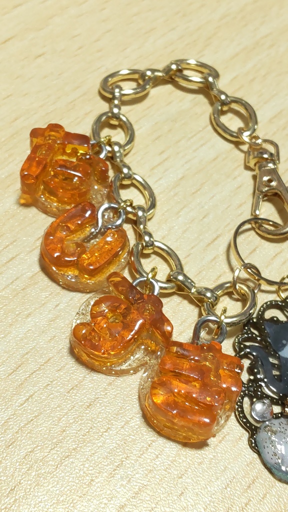 猫ちゃん大好きチャーム☆はちわれ・大好き!!/猫への愛をこのチャームでアピール🩷