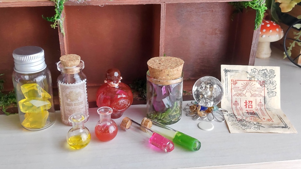 ドールサイズ★木箱で作った魔法棚と小瓶のセット✨ドールのお部屋に素敵な棚はいかがですか♪