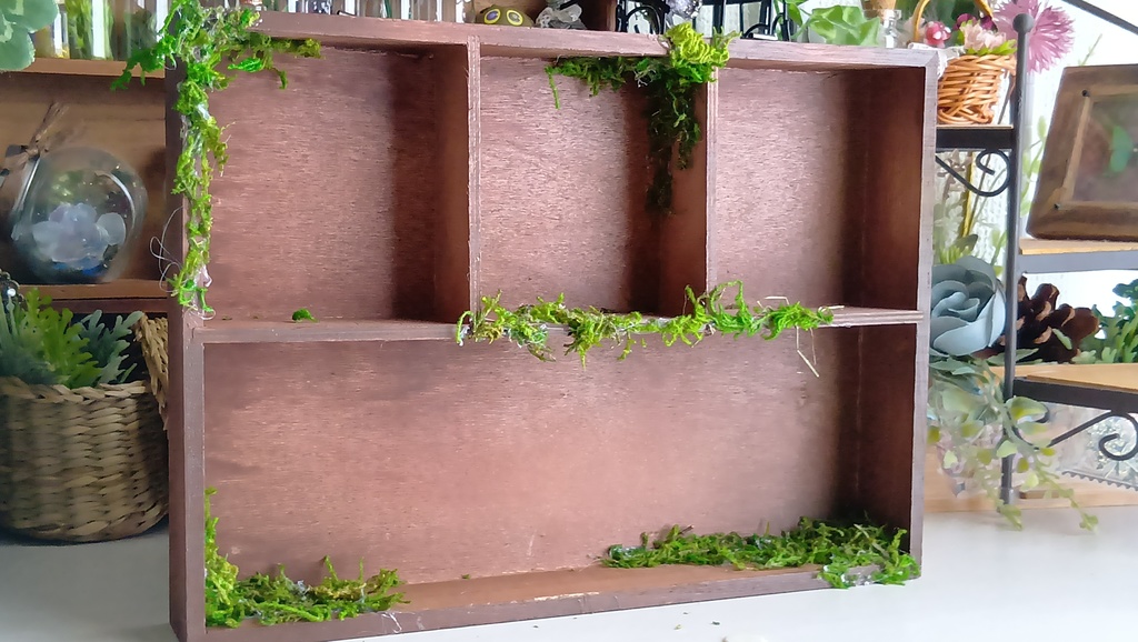 ドールサイズ★木箱で作った魔法棚と小瓶のセット✨ドールのお部屋に素敵な棚はいかがですか♪