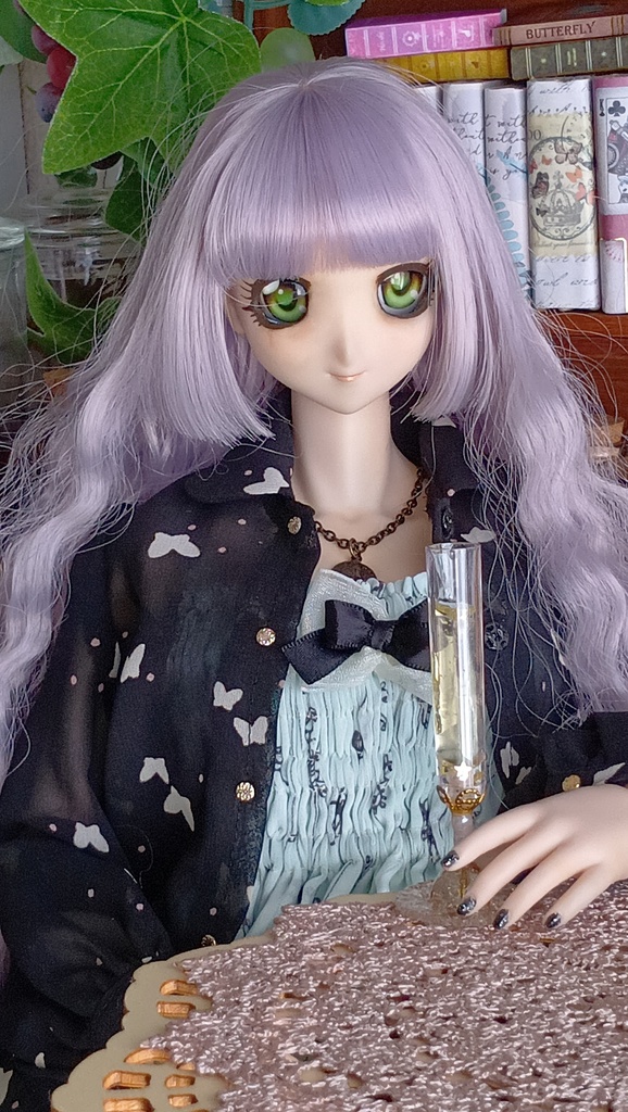 シャンパングラス★1/3ドールサイズ/お洒落な夜を、あなたのドールと共に過ごしませんか🍸✨