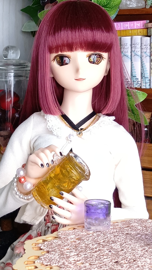 麦茶のピッチャーとグラス(2つ)のセット★1/3ドールサイズ(DD･SDなど)レジン作品／爽やかなドール撮影のアイテムとしていかがですか🌿