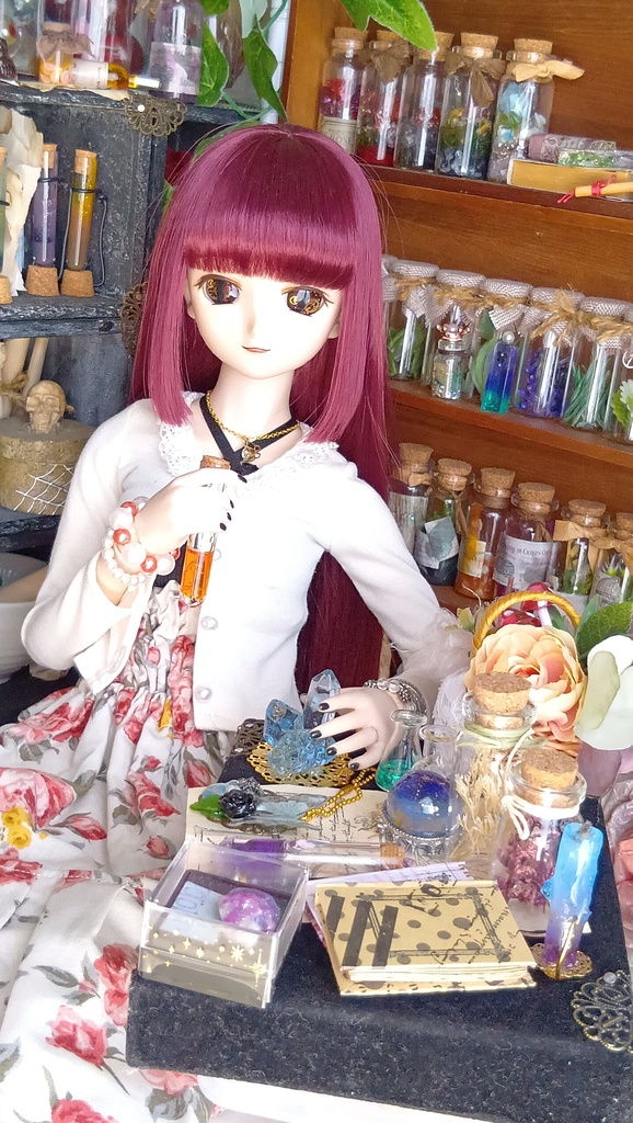 1/3ドールサイズ(SD、DDなど)魔法学校の研修生セット①/魔導書や試験管など魔法道具のセットです📜🔯✨