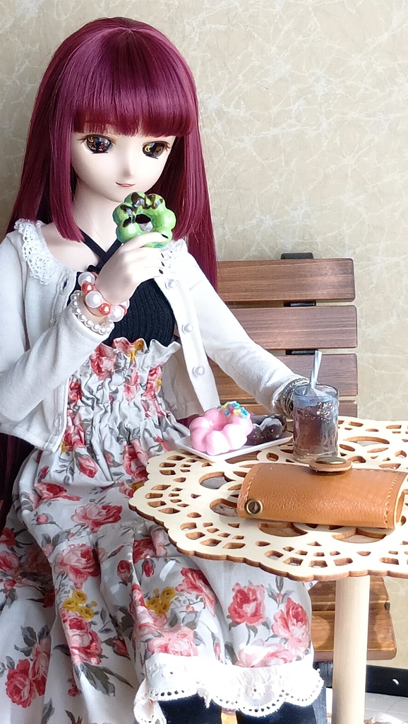 1/3ドールサイズ★ポン◯リングもどき(6種類)/カラフルなドーナツ、食べかけもあるよ🍩✨