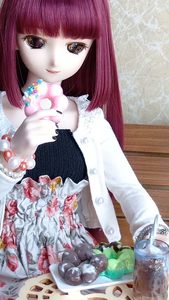 1/3ドールサイズ★ポン◯リングもどき(6種類)/カラフルなドーナツ、食べかけもあるよ🍩✨