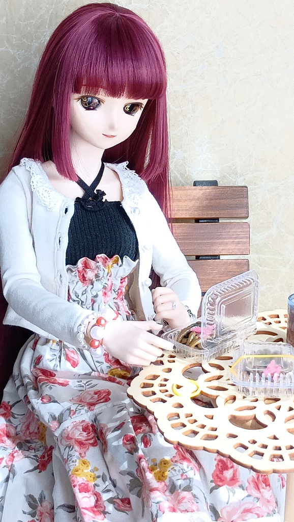 1/3ドールサイズ★パック入り焼きそば🥢✨/屋台の味を一ついかがですか🎶