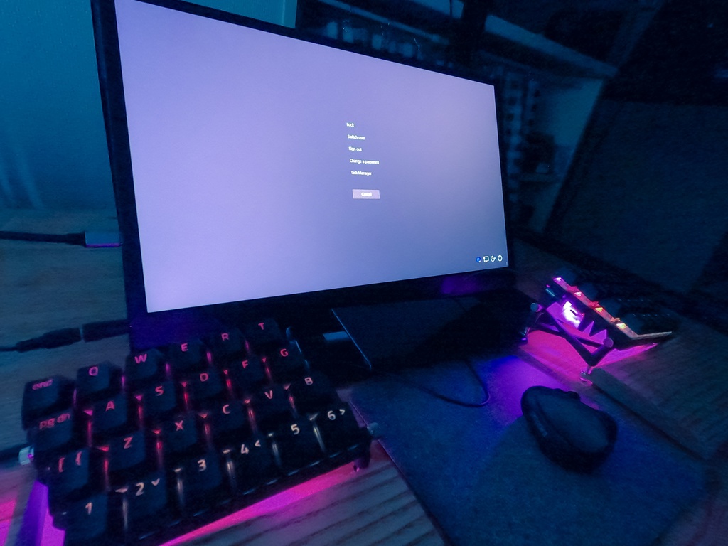 左右分割48キーボード 無線 RGB 完成品 1個限定