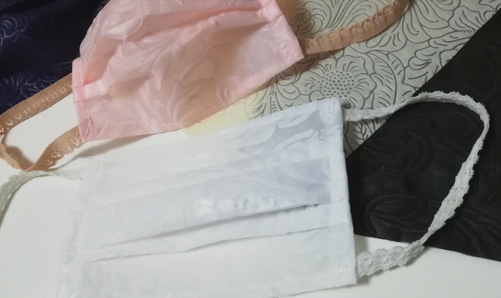 美しい不織布マスク