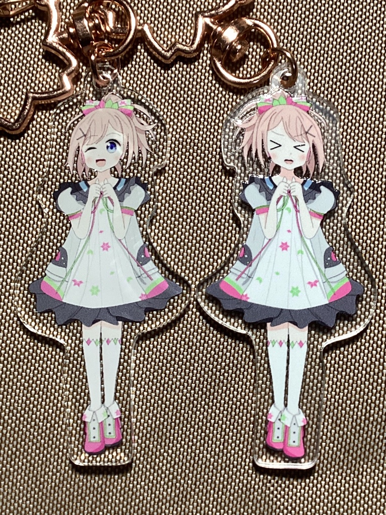 こはな両面アクリルキーホルダー