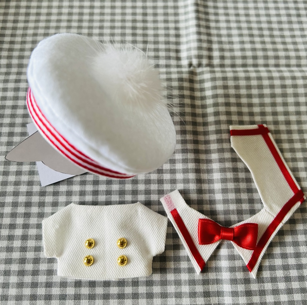 セーラー服とフェルトベレー帽セット