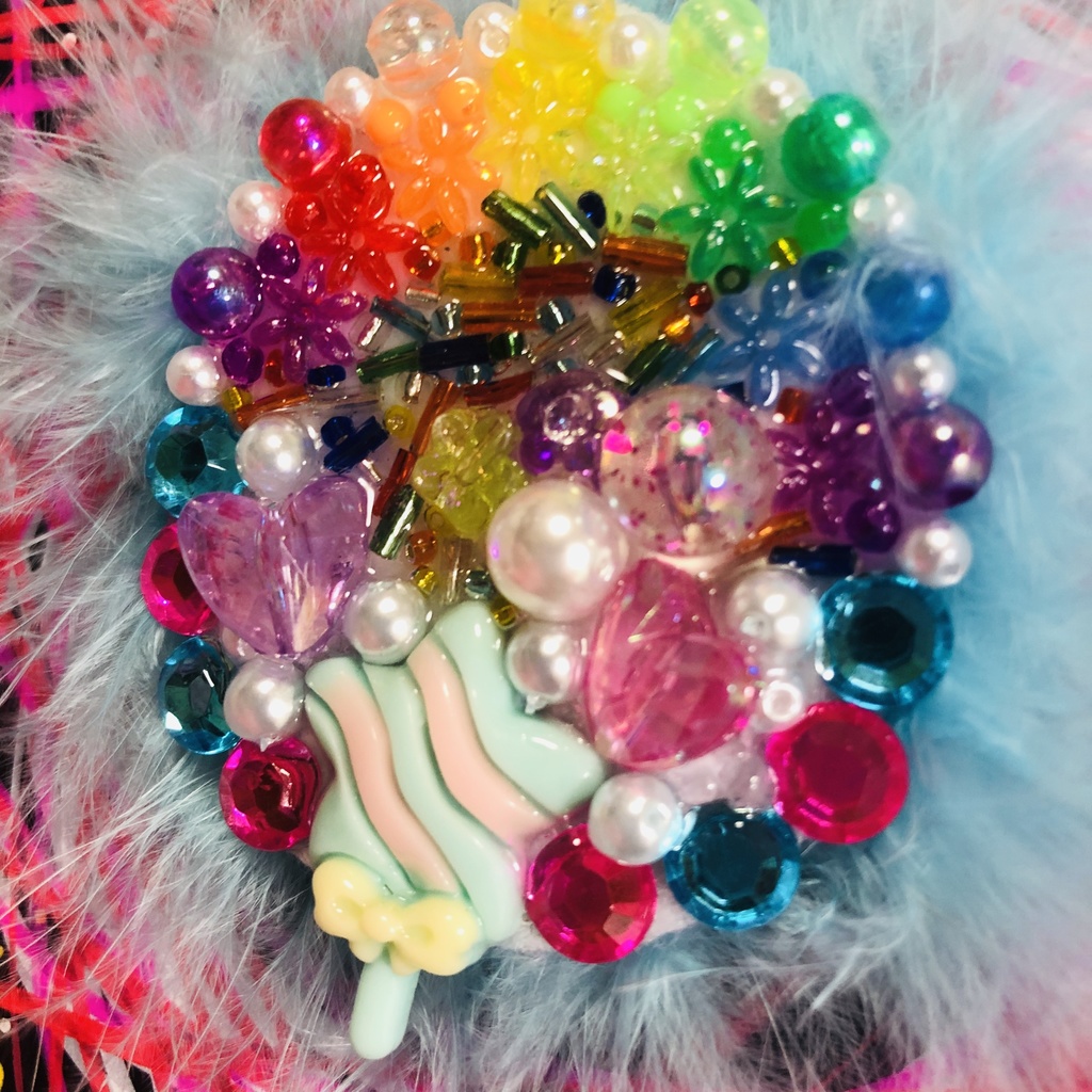 煌めきブローチ☆