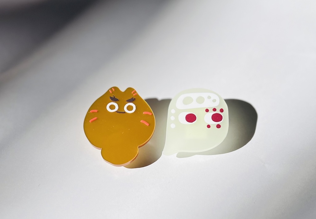 アクリルバッジ