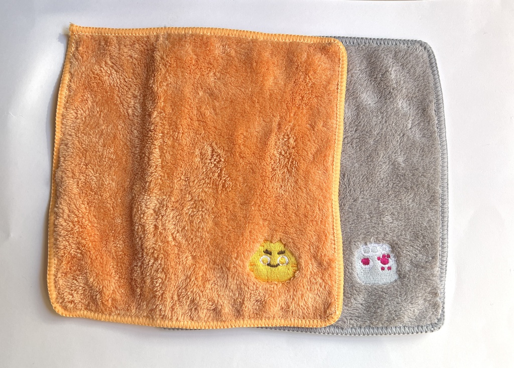 フカフカ刺繍ハンカチ煉／宇