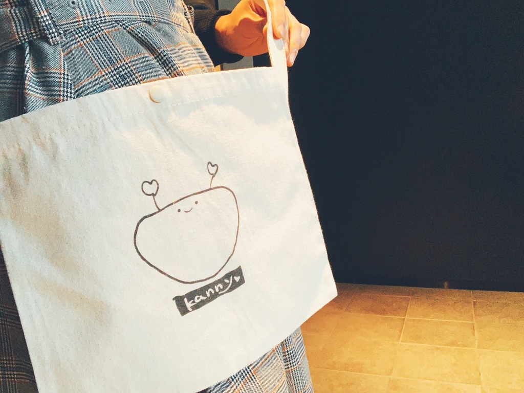 かわいいので絶対流行るサコッシュ