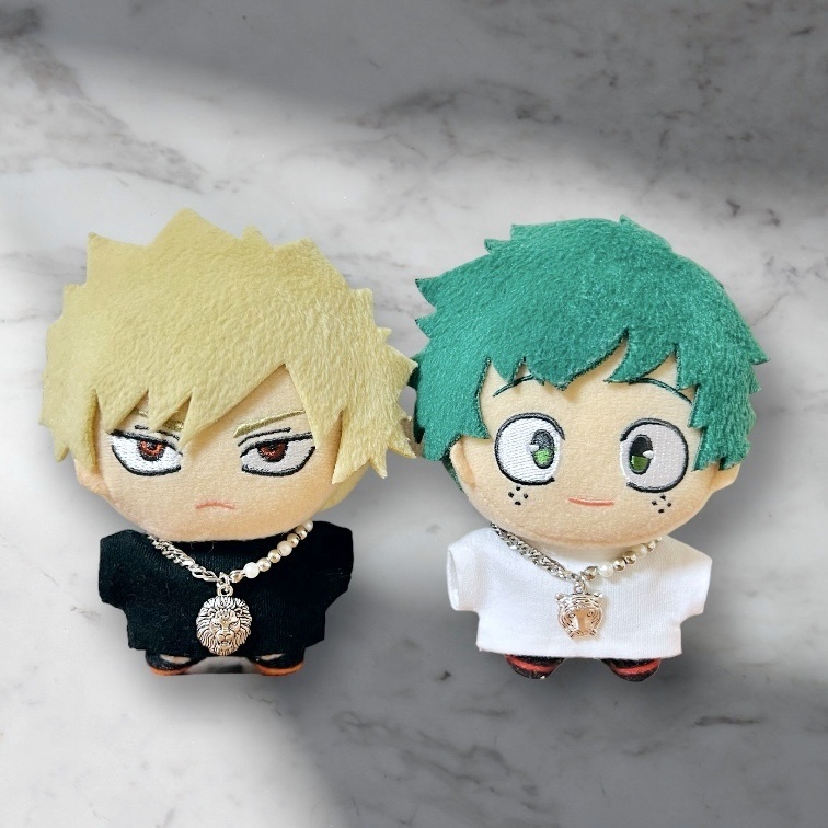 Carnivorous animals necklace